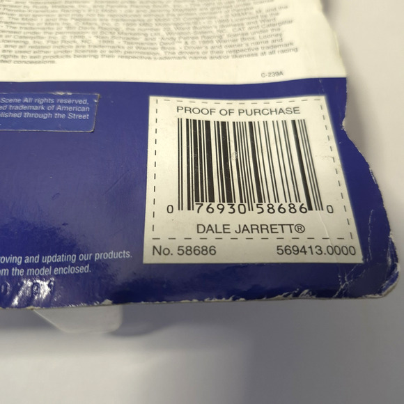 Vintage Winners Circle Dale Jarrett #88 1:64 Deluxe Collection 2000 - Picture 14 of 14